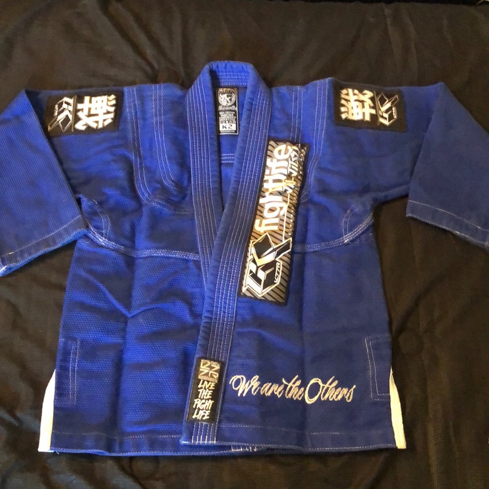 Boy/girl heavyweight JiuJitsu kimono w/ Cinch sac